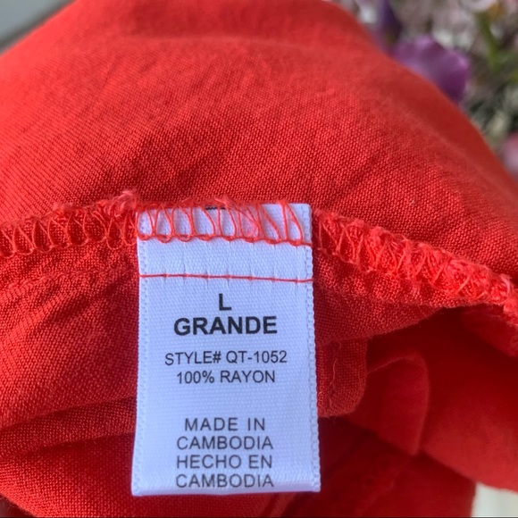 •The Arte by Zenana•Lace Yoke Sleeveless Blouse-Lg - Picture 5 of 6